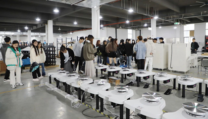 陶瓷創(chuàng)作者組團(tuán)看百陶會(huì)：身臨“企”境，眼見(jiàn)為實(shí)！